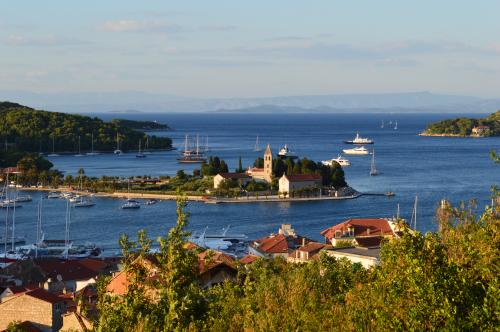 landscape-adriatic-sea-croatia-vis-DSC 5700